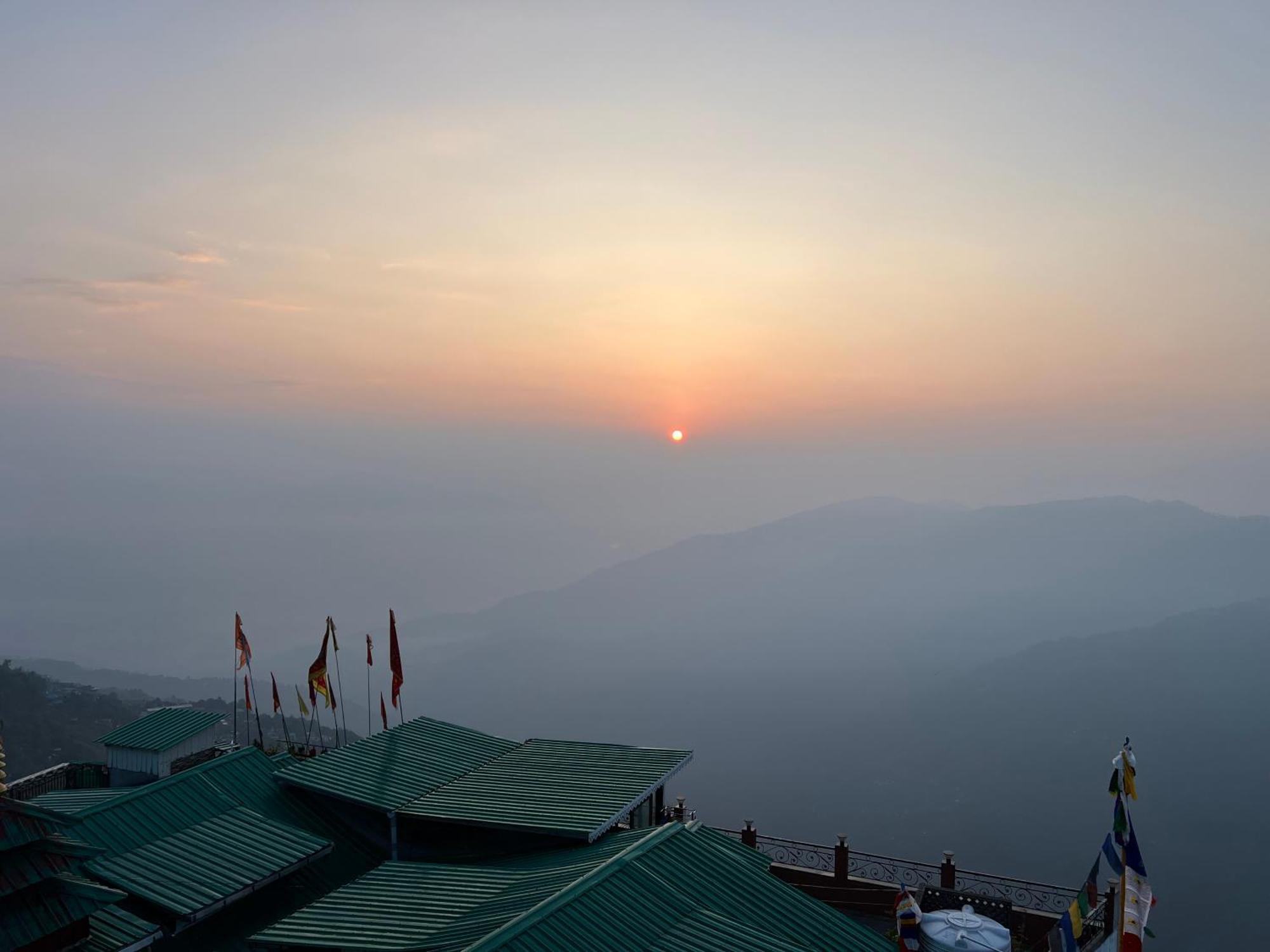 Hotel Hill Top Darjeeling  Exterior photo