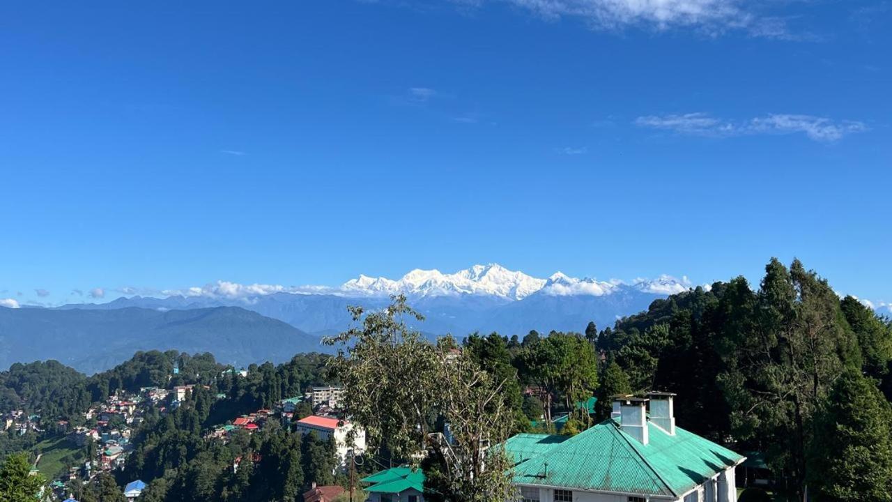 Hotel Hill Top Darjeeling  Exterior photo